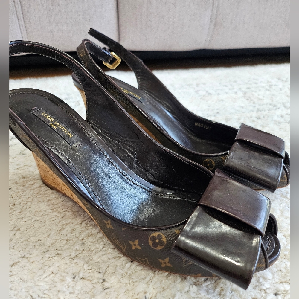Louis Vuitton Monogram Open-Toe Bow Wedge Heels